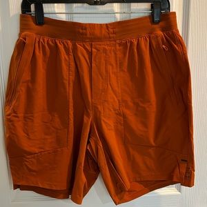 Lululemon License To Train Size L